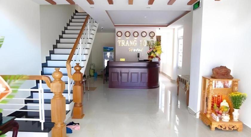 Oyo 587 Trang Long Hotel Nha Trang Buitenkant foto