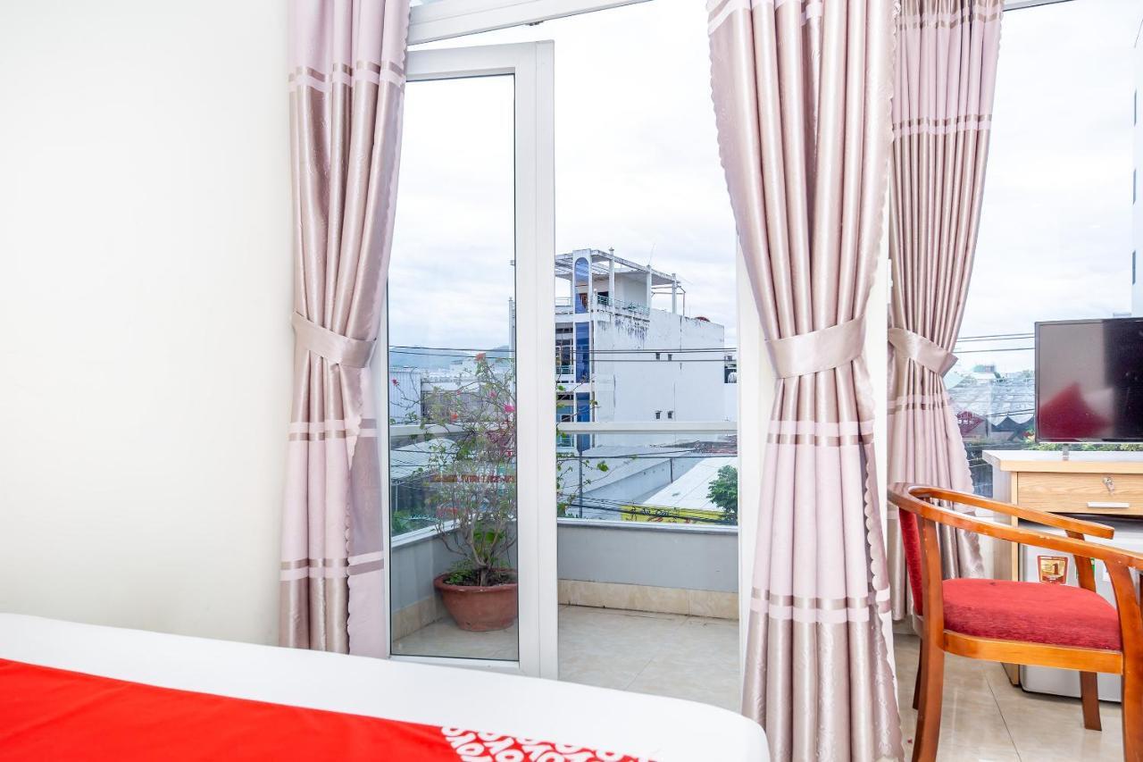 Oyo 587 Trang Long Hotel Nha Trang Buitenkant foto